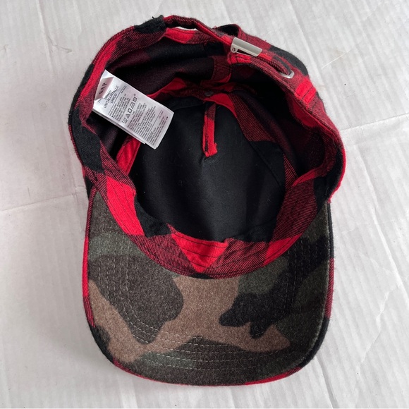 GAP Buffalo Plaid Camo Loggers Cap - Picture 6 of 9